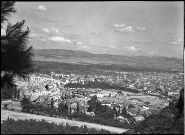 Athens, Temple of Hephaistos from Areopagus