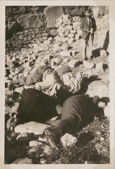 Acrocorinth, people drinking from a spring