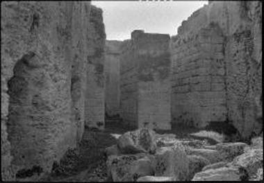 Sicily, Syracuse. Eyryalos drawbridge