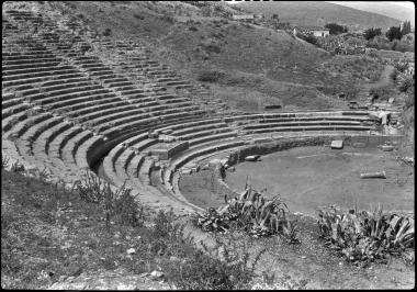 Argos, Theater