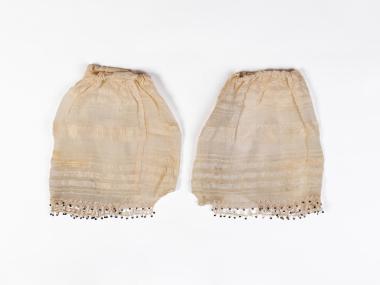 PAIR OF UNDERSLEEVES OF THE TRADITIONAL BRIDAL COSTUME OF NAOUSSA