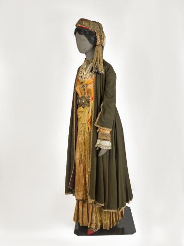 TRADITIONAL BRIDAL COSTUME OF NAOUSSA