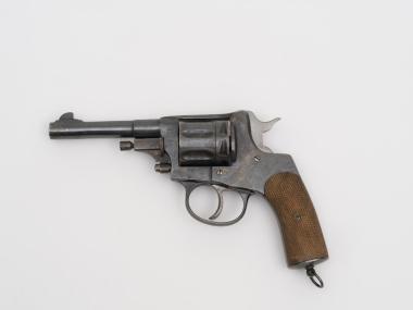 Περίστροφο NAGANT M 1895