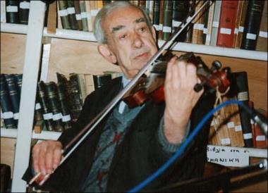 Lesbos Island (Agiasos) 1996: The musician Charilaos Rodanos