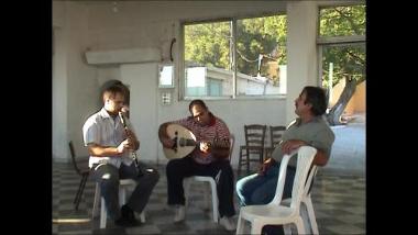 Chios Island (Spartounda), 2006: Giannis Mpournias singing wedding couplets accompanied by the musicians Markellos Mouschouris and Markellos Poupalos