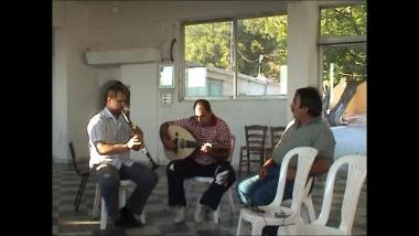 Chios Island (Spartounda), 2006: Giannis Mpournias singing an amanes accompanied by the musicians Markellos Mouschouris and Markellos Poupalos