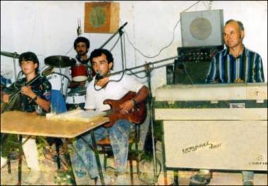 Chios Island (Agia Ermioni), 1987: Musicians in a kafeneio (local traditional cafeteria)