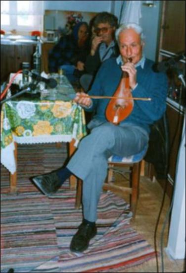 Lemnos Island (Skandali), 1998: Recording at the musician ChristosFouskoudis' house