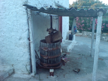 MR. STAVROS MARRIETAKIS HOMEMADE WINE PRESS