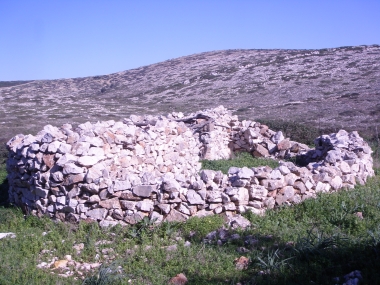 THRESHING FLOOR