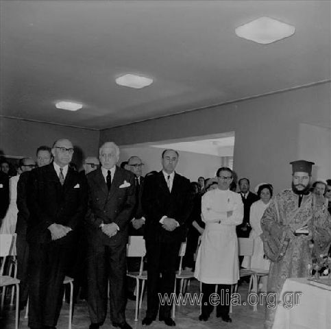 3 Δεκεμβρίου. Από την τελετή των εγκαινίων του νοσοκομείου Παίδων Αγία Σοφία, παρουσία της βασίλισας Φρειδερίκης.