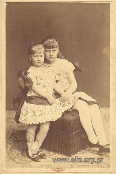 King Georgios  I and Olga's daughters in their childhood years