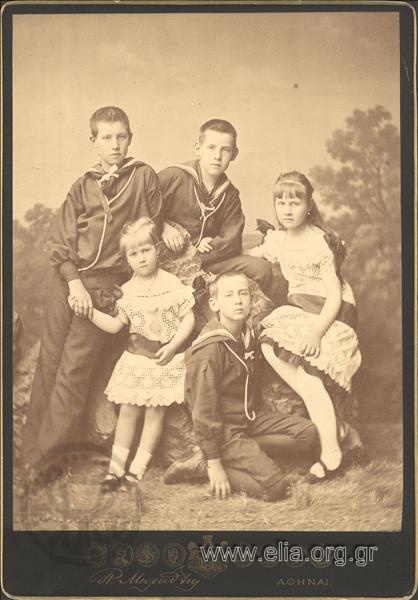 The children of King Georgios I and Queen Olga.