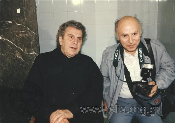 Mikis Theororakis and the photographer Iliakis.