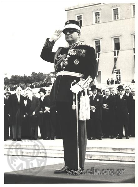 Regent G. Zoïtakis attending a ceremony at the Tomb of the Uknown Soldier