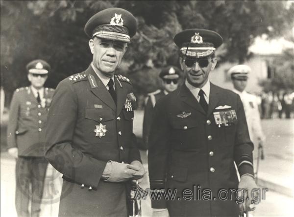 General Odysseas Angelis and lieutenant general.