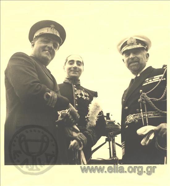 Minister for Marine Affairs Sofoklis Dousmanis and an Italian vice-admiral - from a visit of the Italian Fleet.