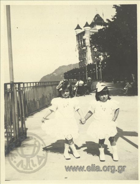 Portrait of two girls, Champ Palace.