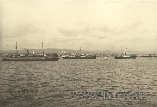 Dedeagac (renamed to Alexandroupoli in 1920), 15 November. Greek naval convoy at the port