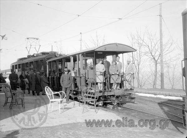 Εκδρομή Ιταλίας, 7-18 Απριλίου 1928, 287η εκδρομή Οδοιπορικού συλλόγου. Lago Maggiore, Mottarone: ο οδοντωτός (τελεφερίκ).