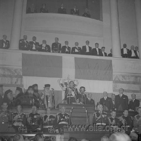 Swearing - in of Konstantinos Karamanlis in the Parliament.