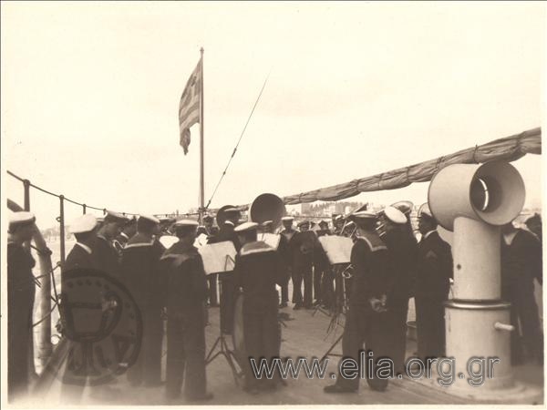 Asia Minor campaign: navy band on the battleship 