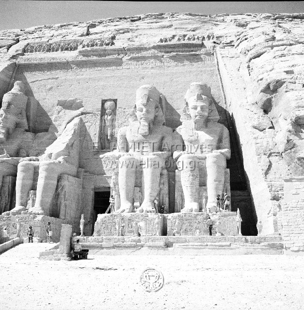 Abu Simbel: η είσοδος του μεγάλου ναού, του αφιερωμένου στις θεότητες Amun, Ra-Horakhty, και Ptah καθώς και στον θεοποιημένο Ραμσή Β'.