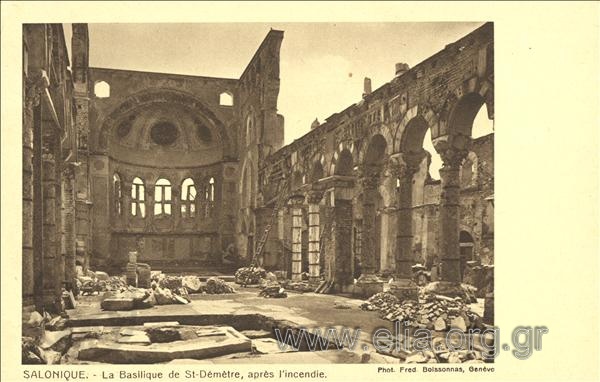 Salonique. - La Basilique de St. Démètre, après l' incendie.