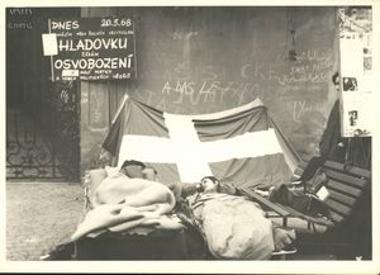 Hunger strike by Greek and foreign students in Prague