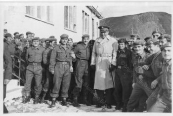 Memorial photo of soldiers with King Paul in Nevrokopi of Drama