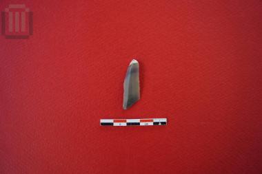 Flint blade fragment