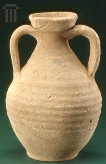 Clay amphoriskos from Smertos