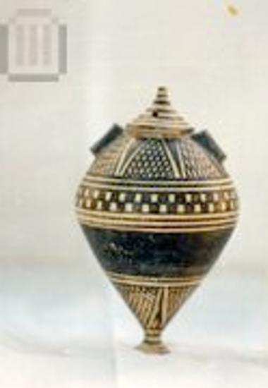 Pointed pyxis with lid