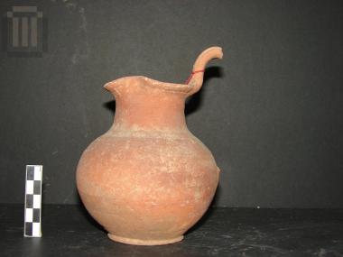 Plain trefoil oinochoe