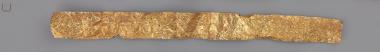 Gold banded sheet with matrix-hammered relief decoration