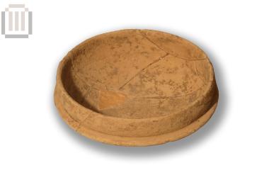 Clay phiale from Episkopi of Serviana