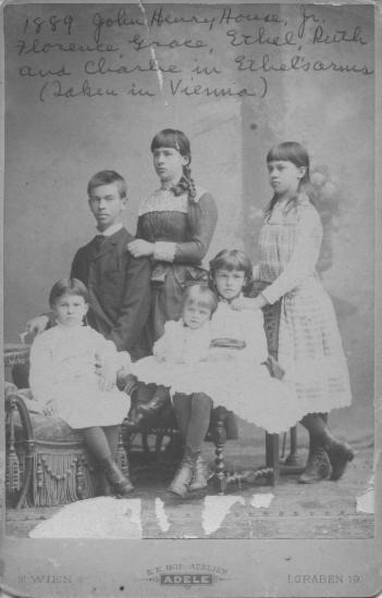 John Henry House Jr., Florence, Grace, Ethel, Ruth και ο Charlie στη Βιέννη 1889