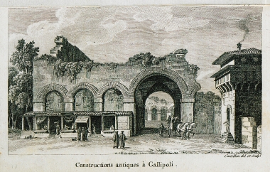 Άποψη αρχαίου κτίσματος, πιθανότατα βυζαντινού ή ρωμαϊκού υδραγωγείου, στη Καλλίπολη.