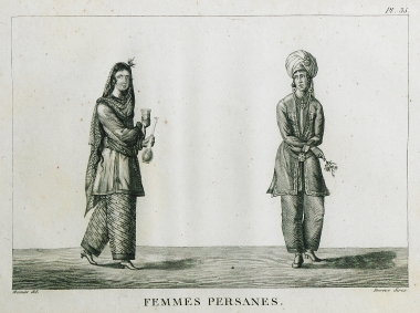 Γυναίκες από την Περσία, η μία με ενδυμασία από αστικό κέντρο και η άλλη με ενδυμασία χορού.