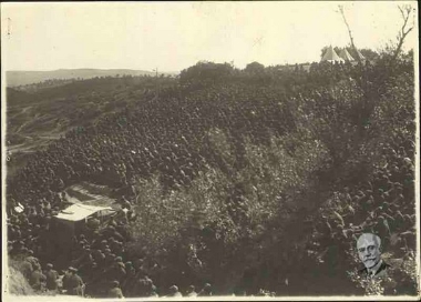 Entertainment of soldiers (music, cinema) at the front in Ousak/Derbed, at the encampment of the Division